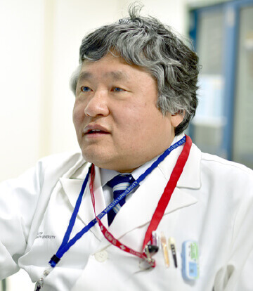 外山 宏教授